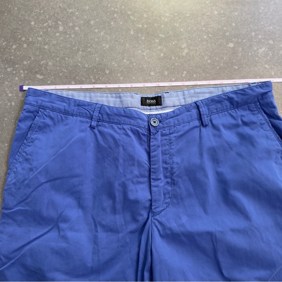 Hugo Boss Men’s Classic Fit Chino Short - Picture 8 of 10